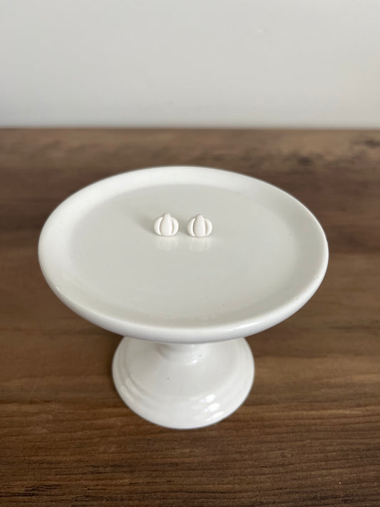 Micro Pumpkin Stud (White)