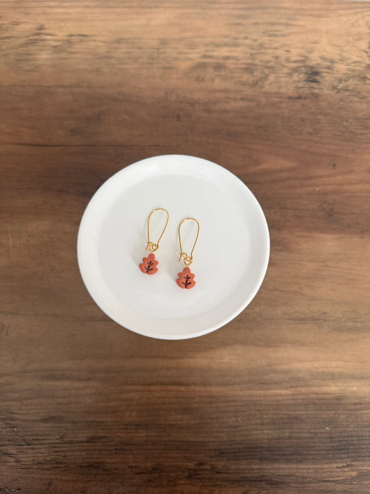 Wishbone leaf dangle