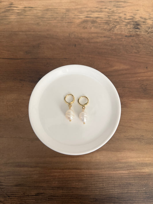 Pearl Dangle
